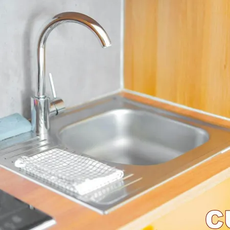 Paris Retreat 5 Minutes From Hoche Metroparking